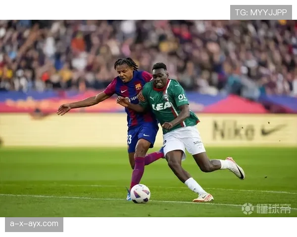 巴萨防线稳定性仍存隐患,赛季后期关键战将面临考验 巴萨防线稳定性仍存隐患,赛季后期关键战将面临考验